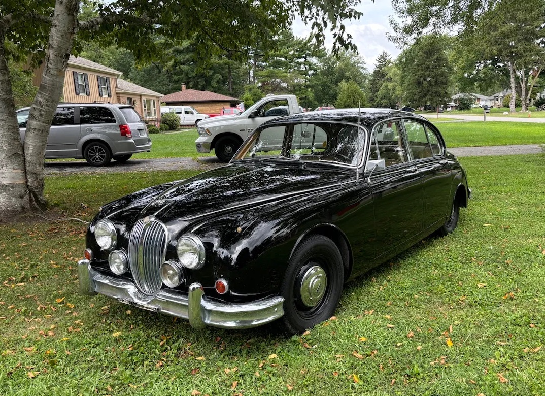 Image of Jaguar MkII